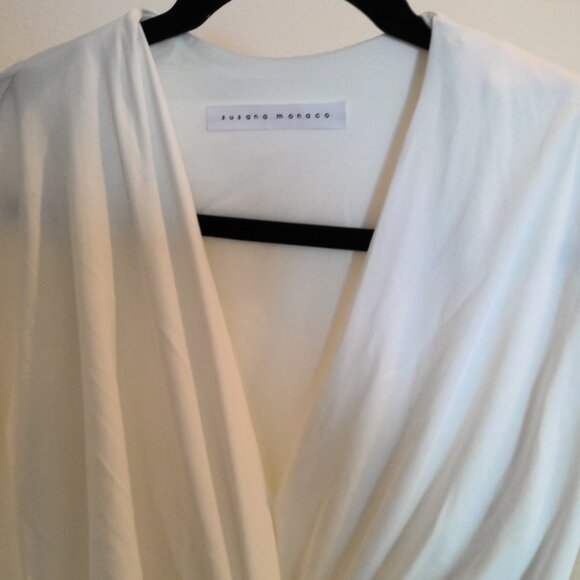 Susana Monaco NWT twist front dolman top in White - Size Medium - Picture 2 of 3